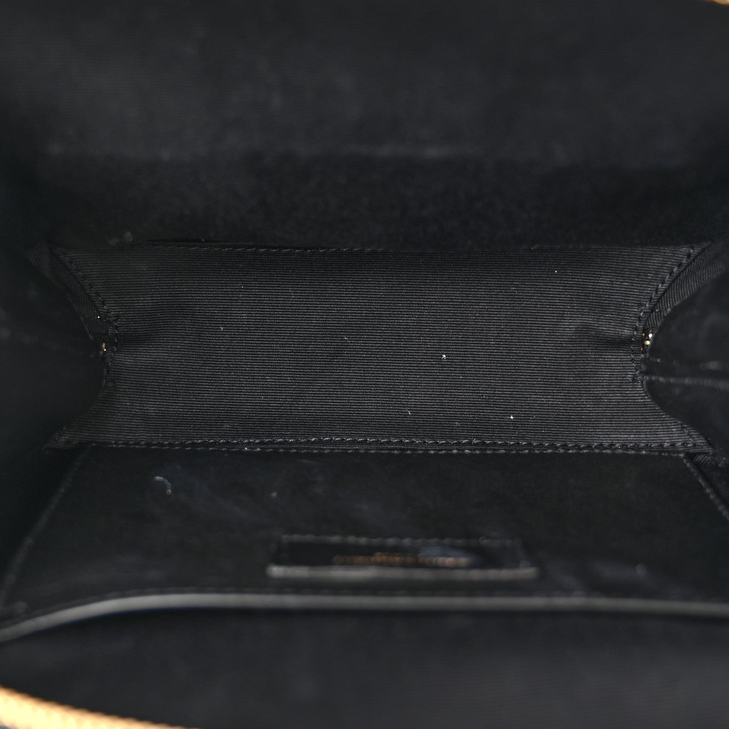 Saint Laurent Grained De Poudre Matelasse Monogram Vicky Camera Bag Black 5 of 13