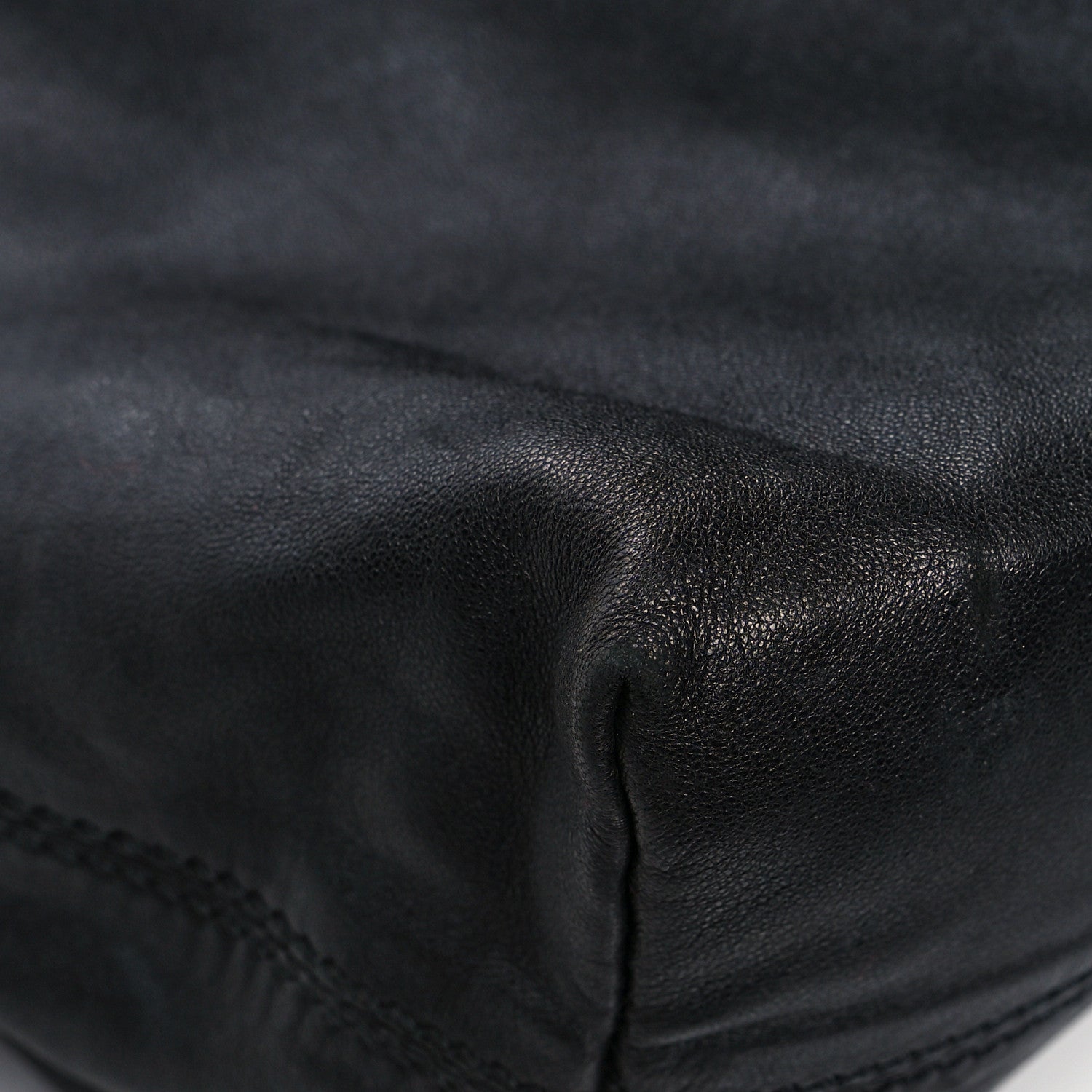 Valentino Garavani Nappa Premier Bow Hobo Black 10 of 14