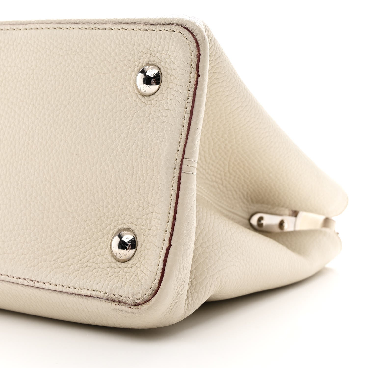 Louis Vuitton Taurillon Capucines MM Blanc Casse 10 of 11