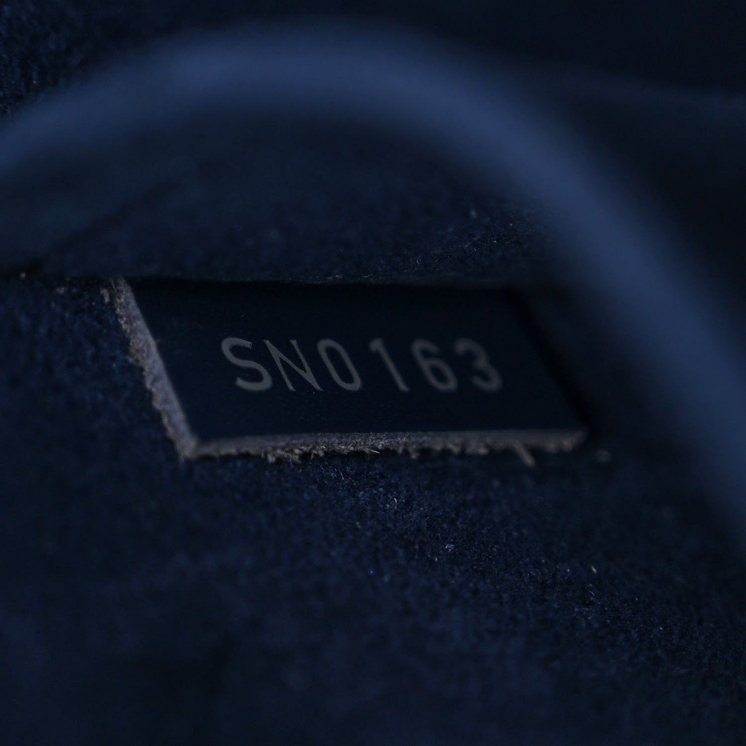 Louis Vuitton Epi Alma PM Indigo 7 of 12
