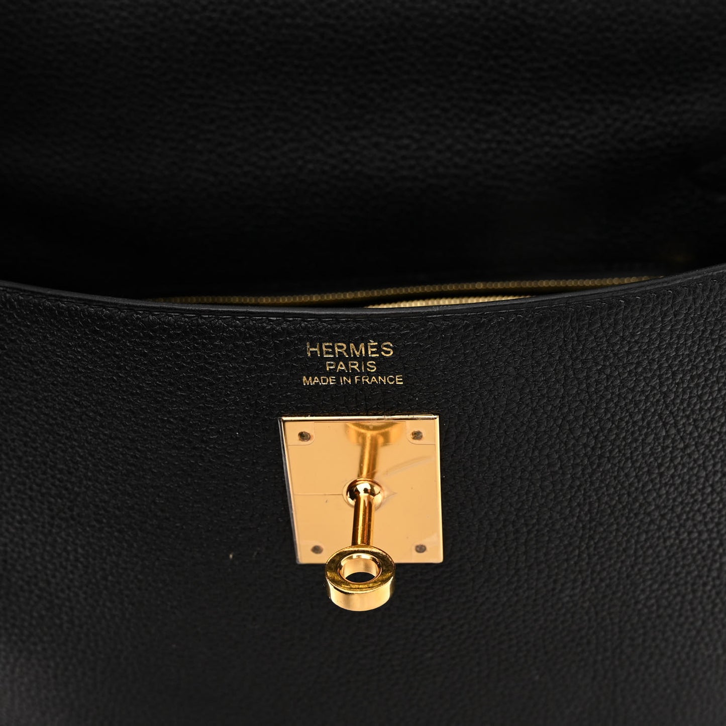 Togo Kelly Retourne 32 Black
