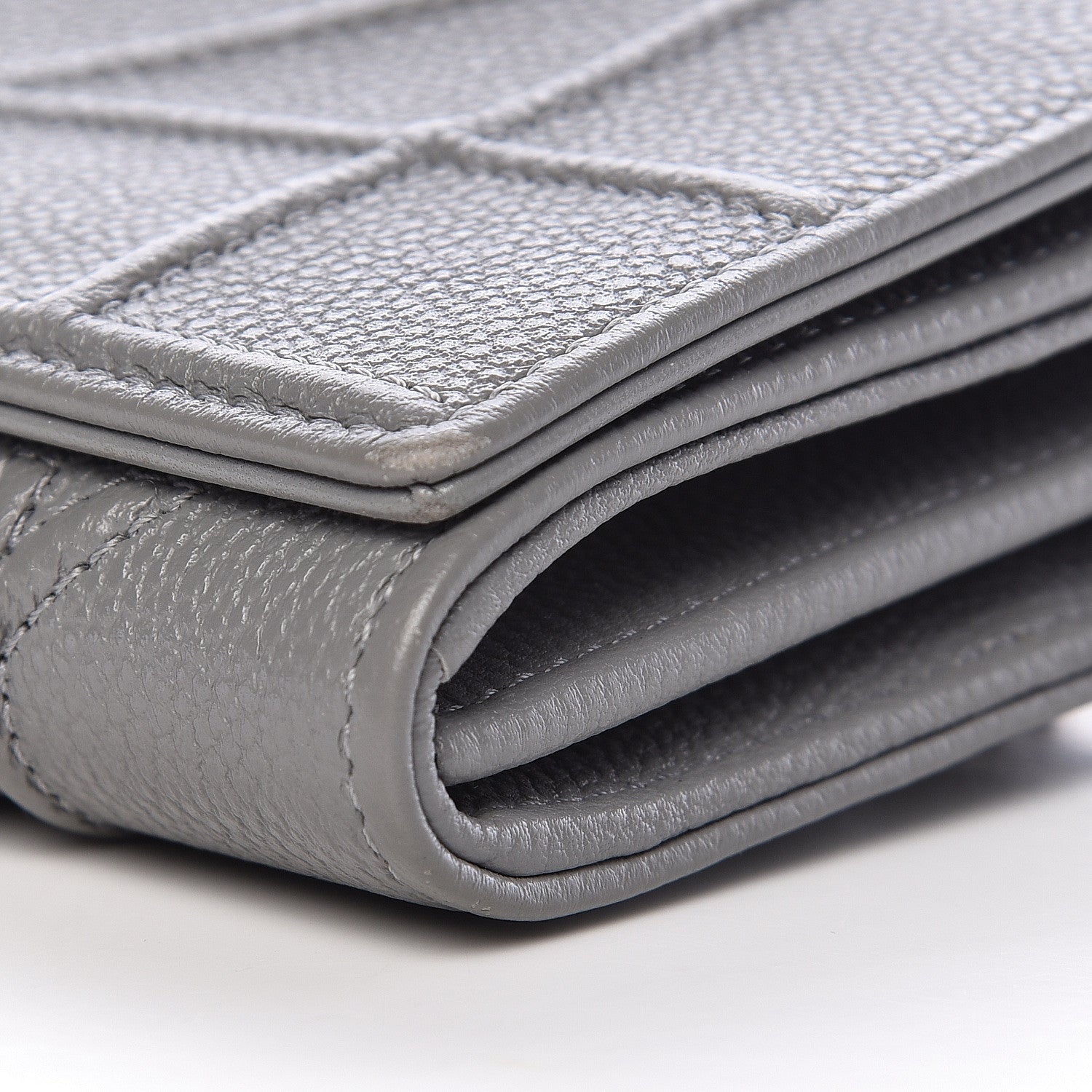 Christian Dior Grained Calfskin Diorama Croisiere Chain Wallet Gris 13 of 17