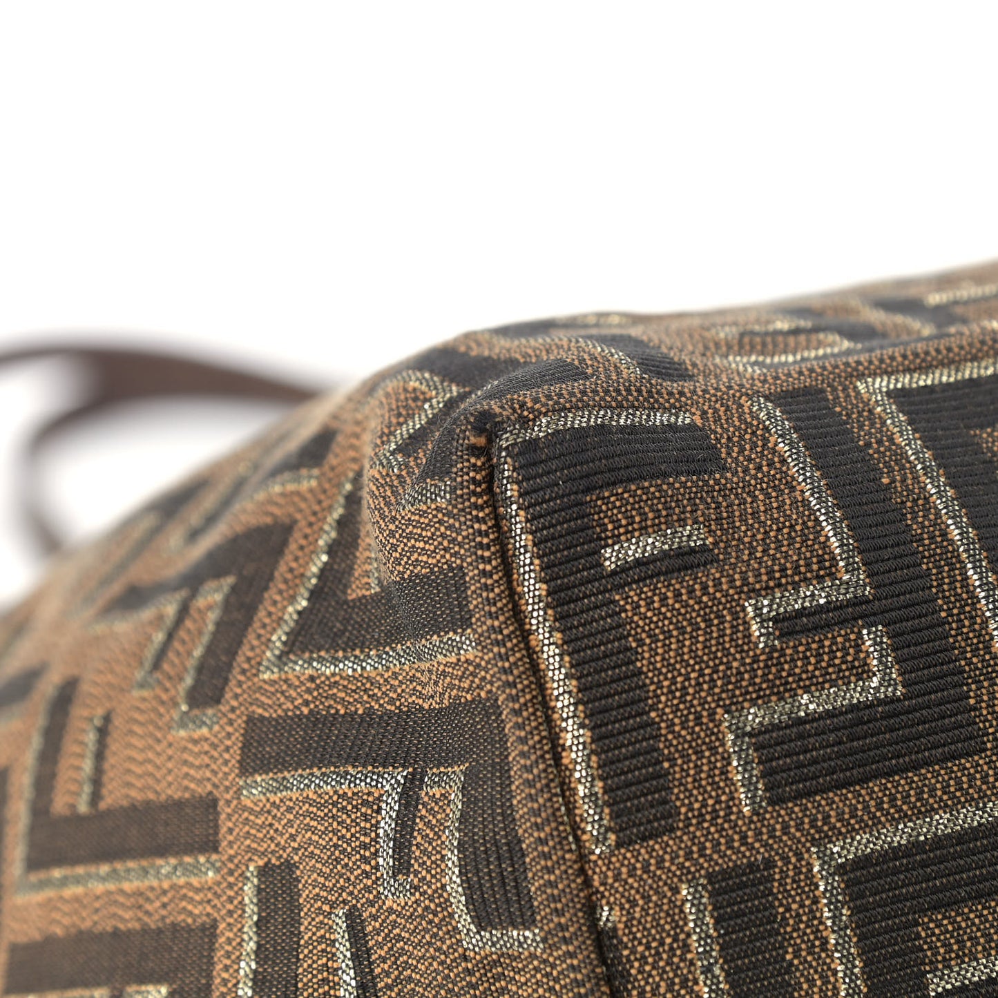 Zucca Vitello Medium Roll Tote Tobacco Oro Moro