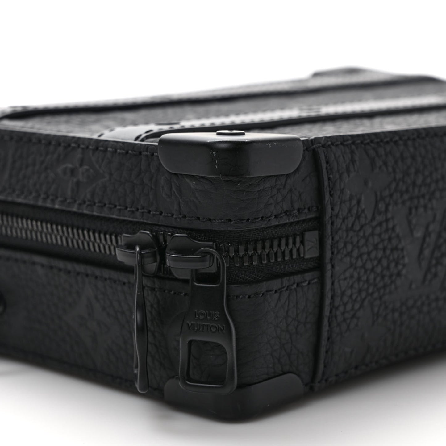 Taurillon Monogram Soft Trunk Black