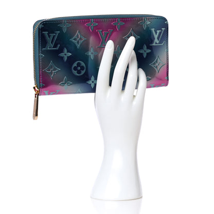 Louis Vuitton Metallic Vernis Degrade Zippy Wallet Blue Pink 2 of 11