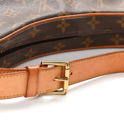 Louis Vuitton Monogram Croissant MM 16 of 16