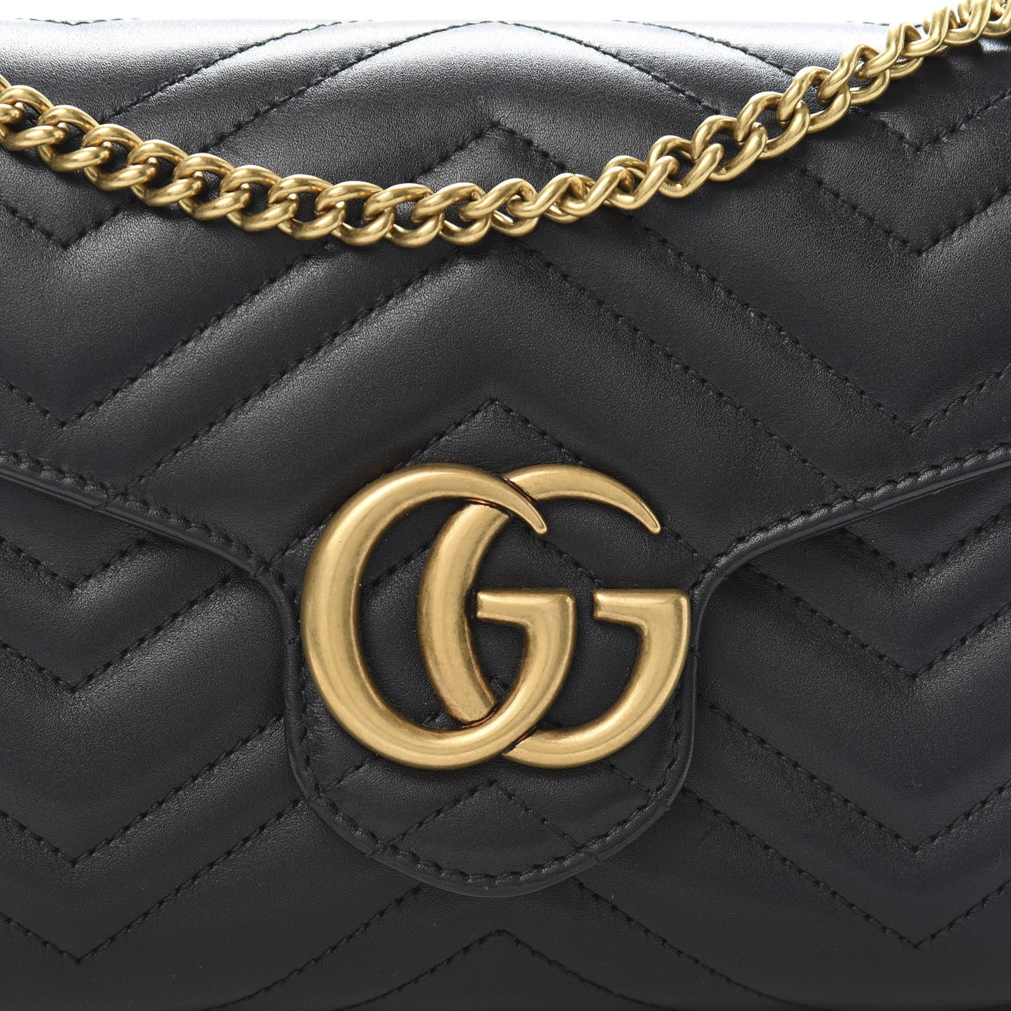 Calfskin Matelasse GG Marmont Chain Wallet Black