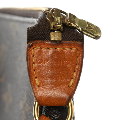 Louis Vuitton Monogram Pochette Accessories 7 of 10
