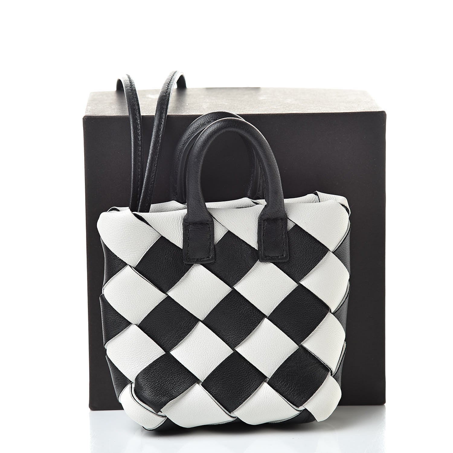 Bottega Veneta Nappa Intrecciato Maxi Cabat Bag Charm Black White 5 of 5