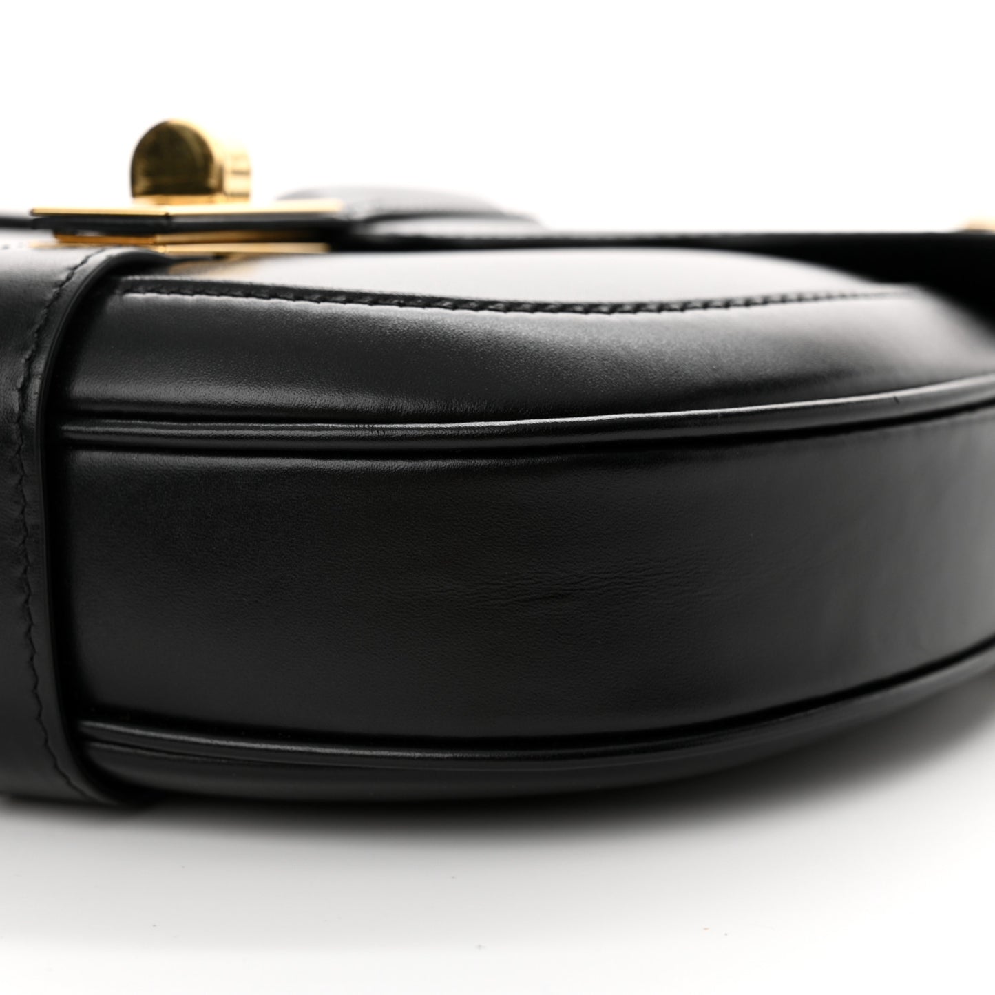 Satinated Calfskin Besace Small 16 Black