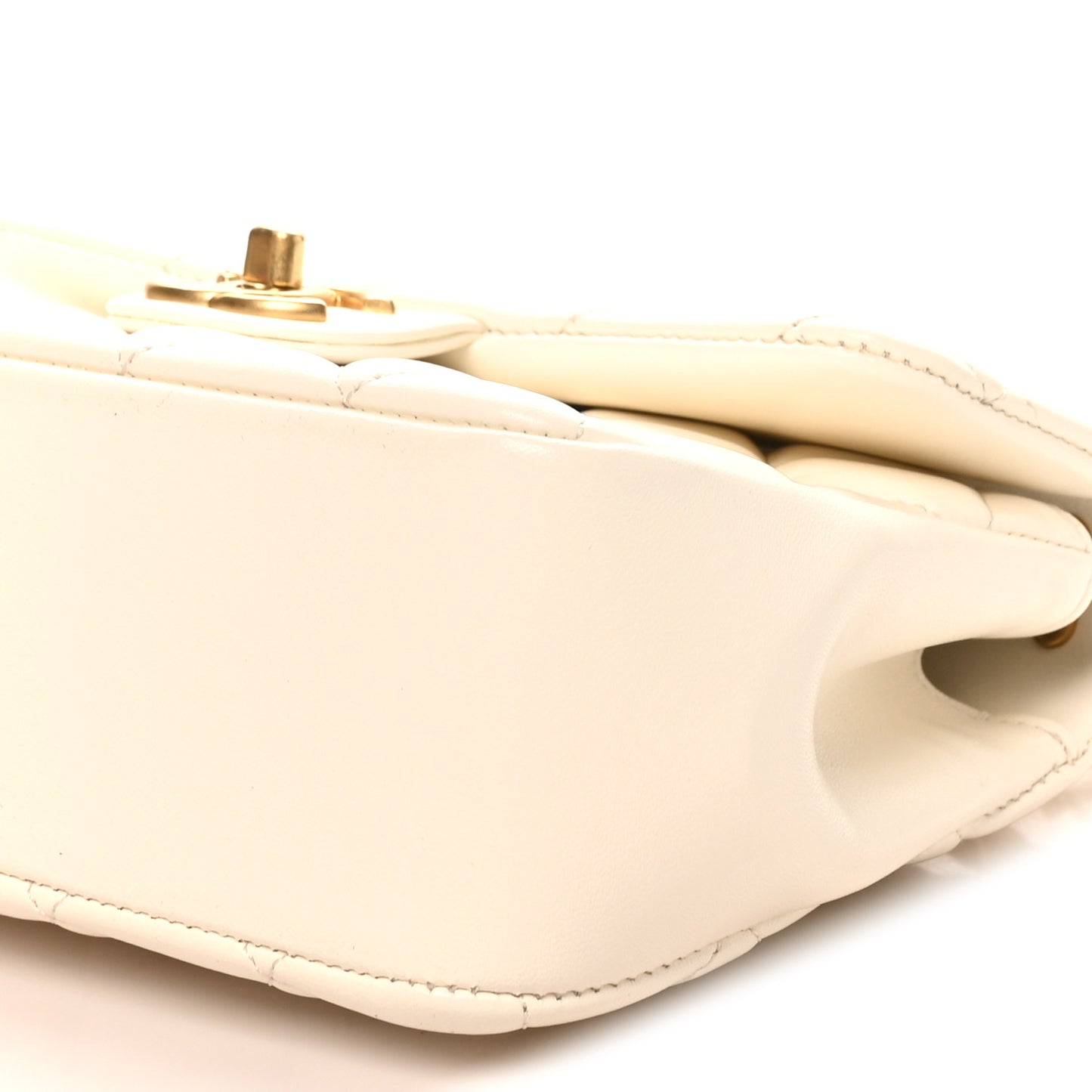 Shiny Lambskin Quilted Pearl Twist Mini Square Flap White