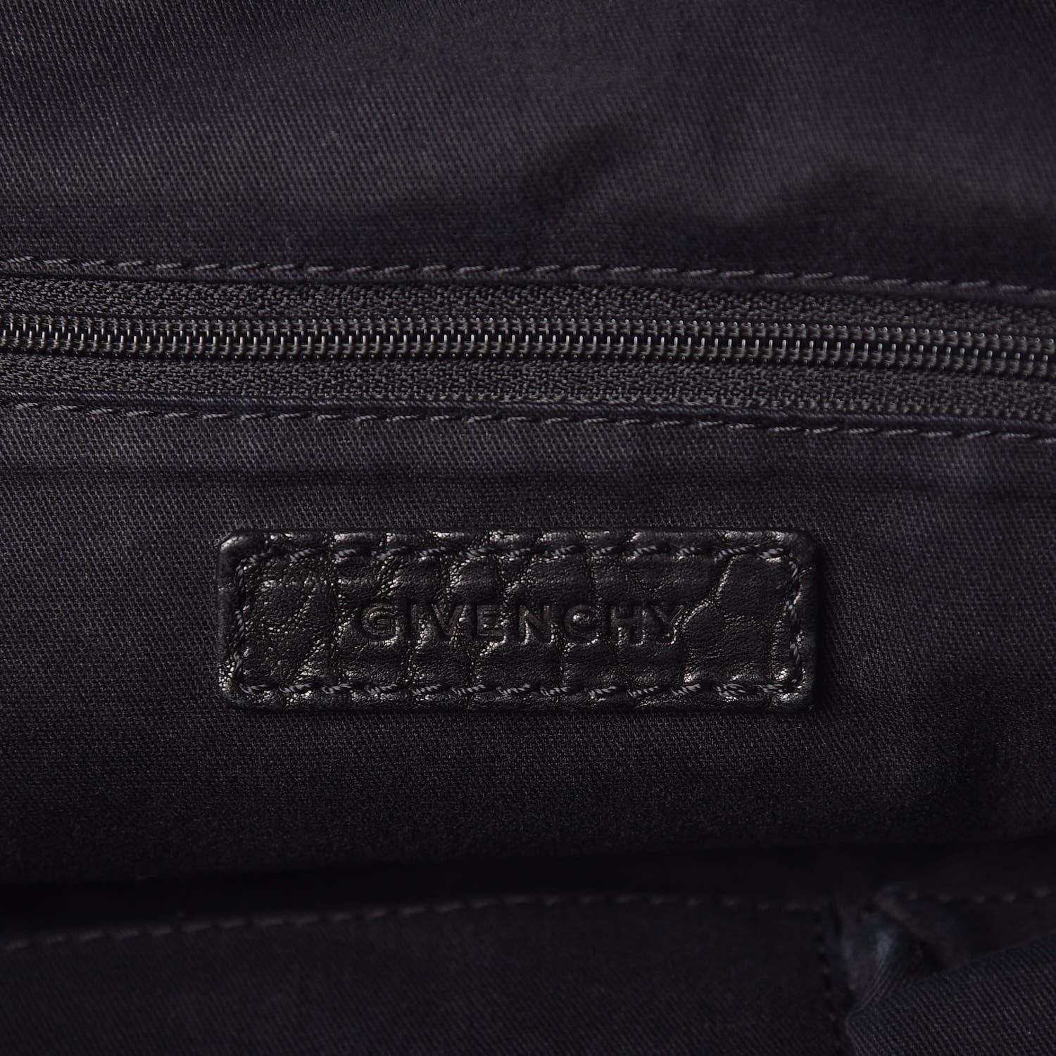 Givenchy Pebbled Sheepskin Medium Nightingale Black 8 of 13