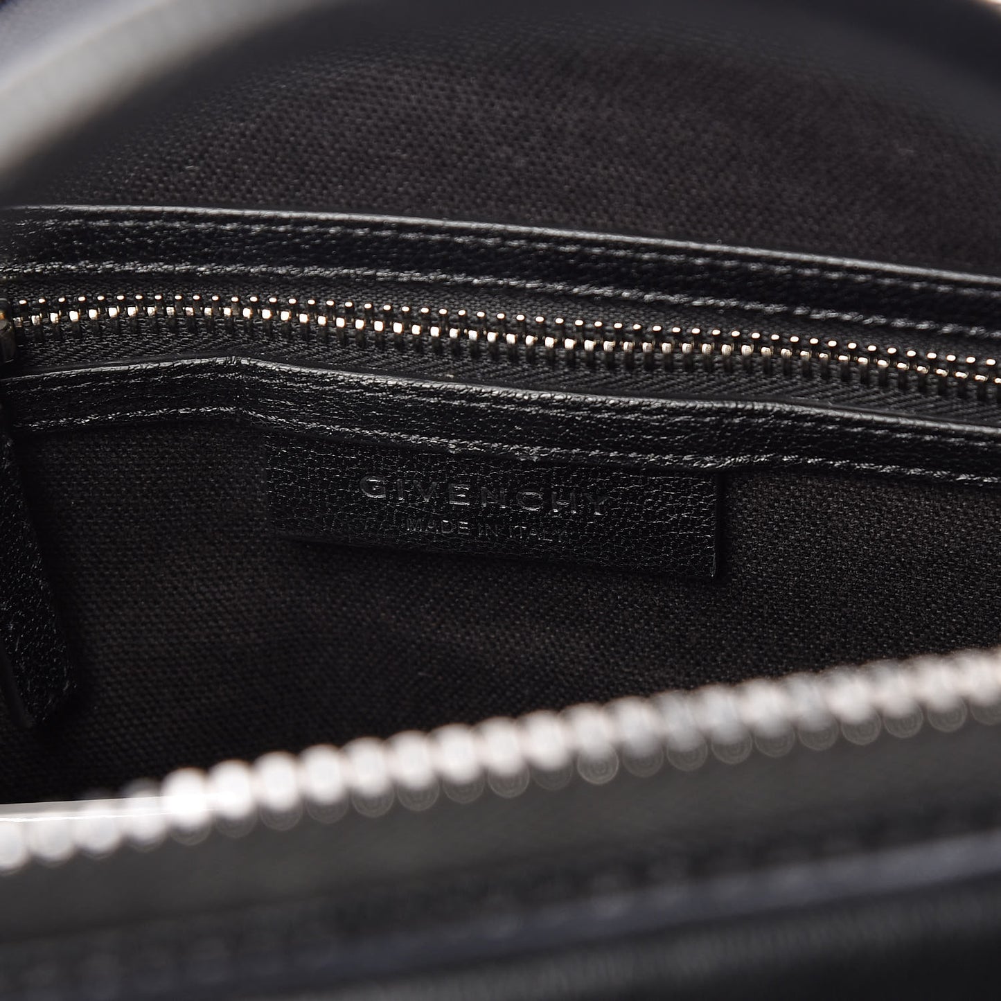 Sugar Goatskin Woven Medium Antigona Black White