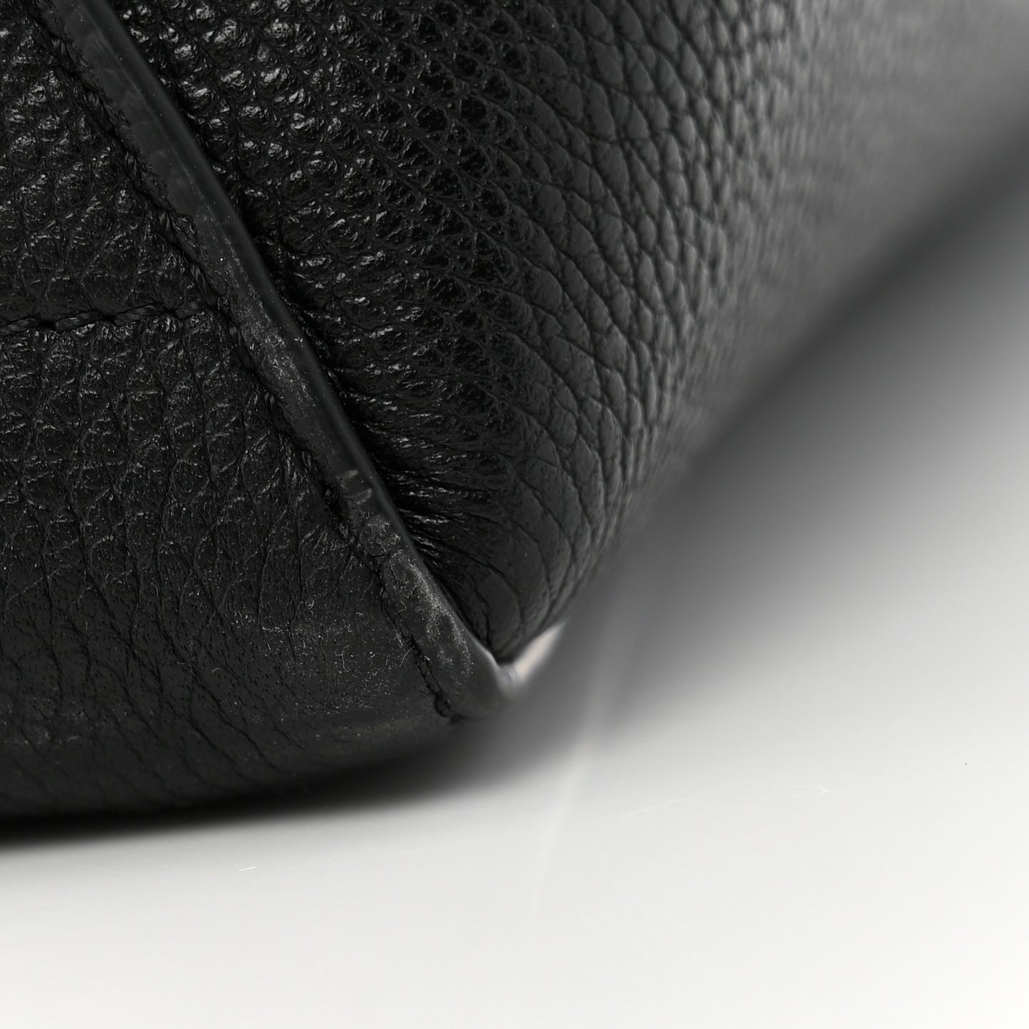 Soft Grained Calfskin Sangle Bucket Bag Black