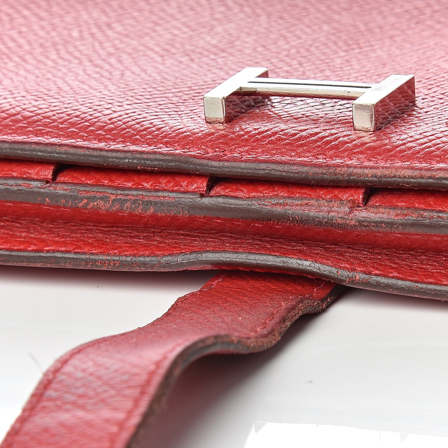Epsom Bearn Gusset Wallet Rouge Casaque