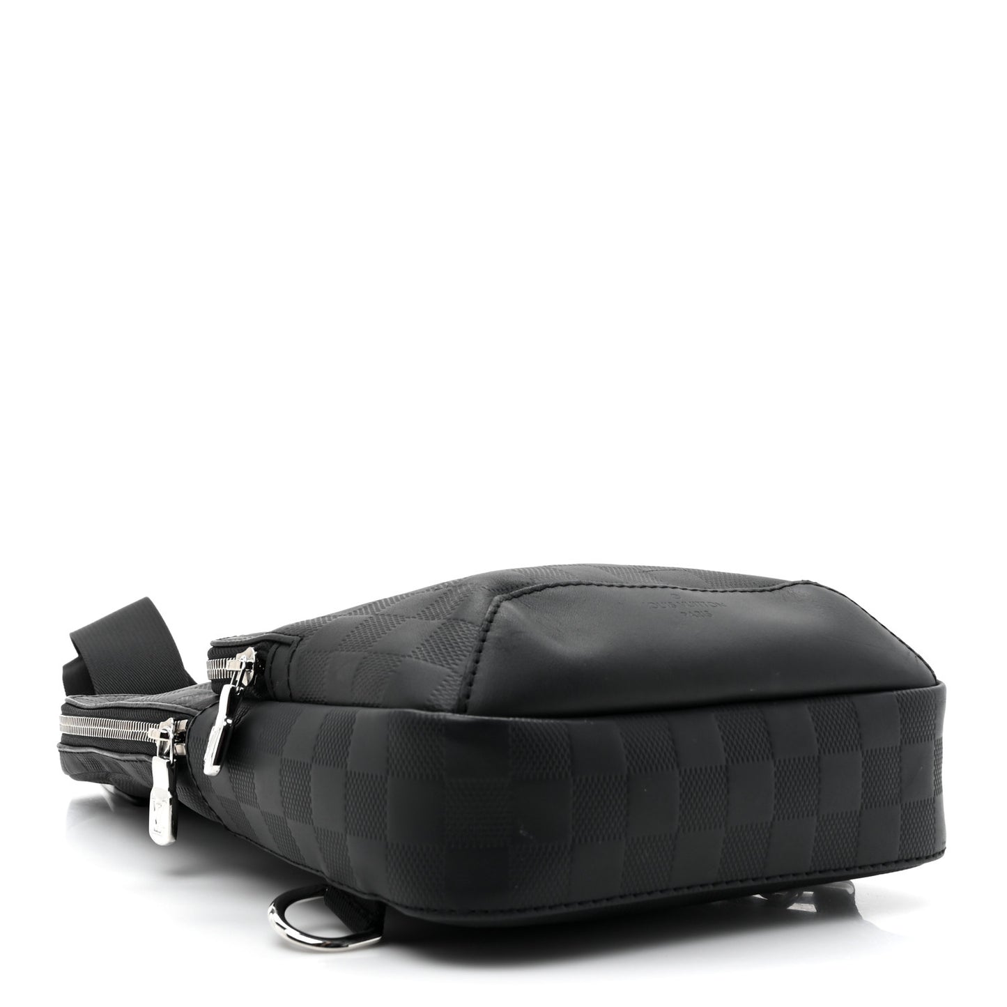 Damier Infini Avenue Sling Bag Onyx