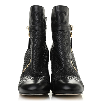 Chanel Lambskin Pearl Qulited CC Cap Toe Short Boot 40 Black 2 of 7
