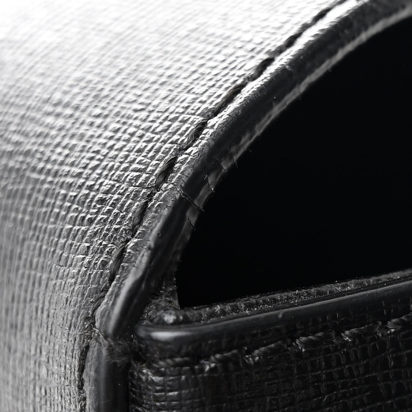 Saffiano Sculpture Binder Clip Shoulder Bag Black