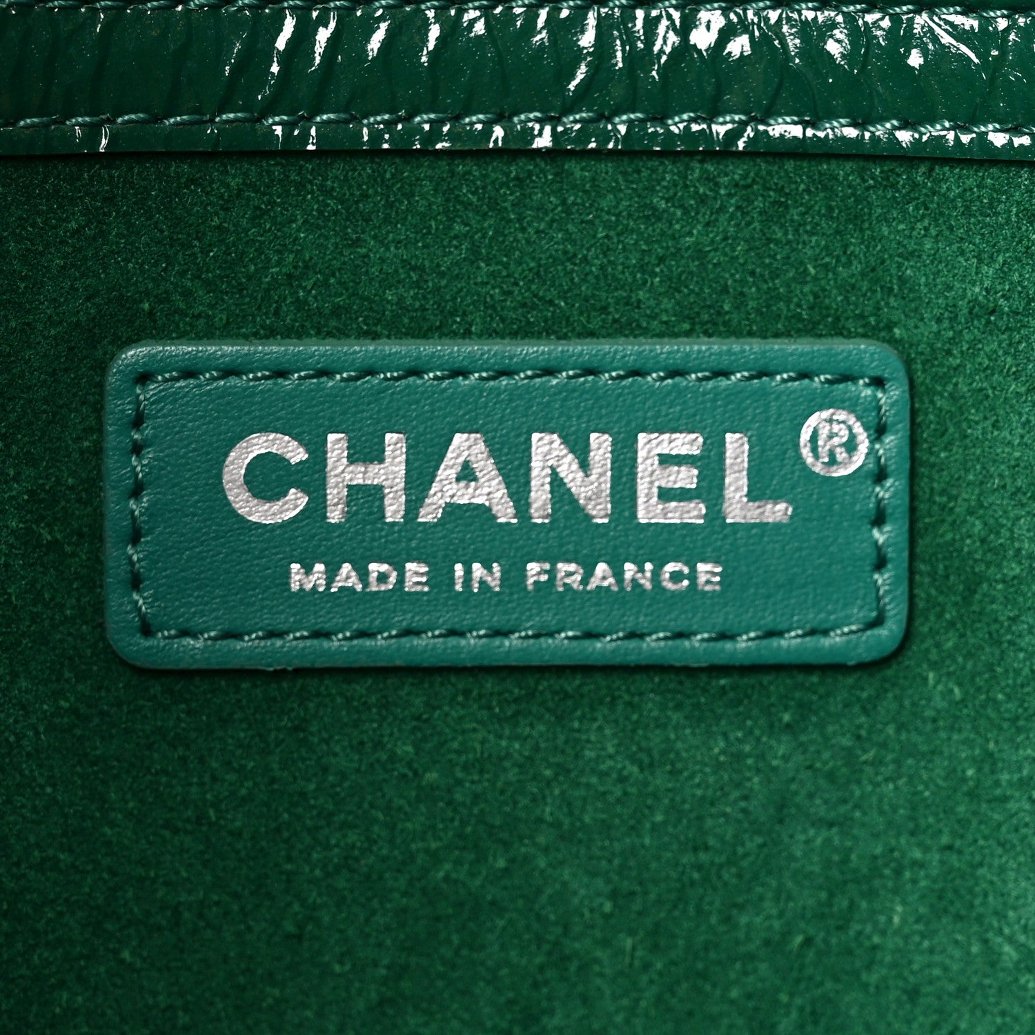 Chanel Crumpled Patent Droplet Hobo Green 6 of 10