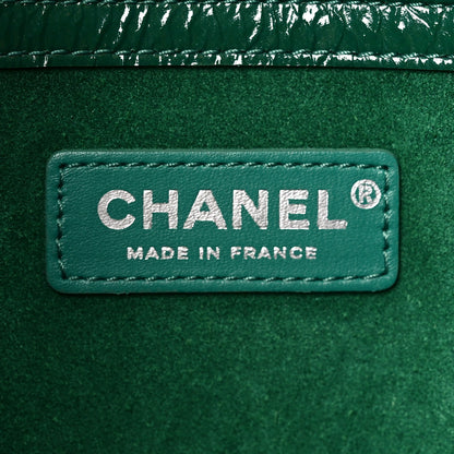 Chanel Crumpled Patent Droplet Hobo Green 6 of 10
