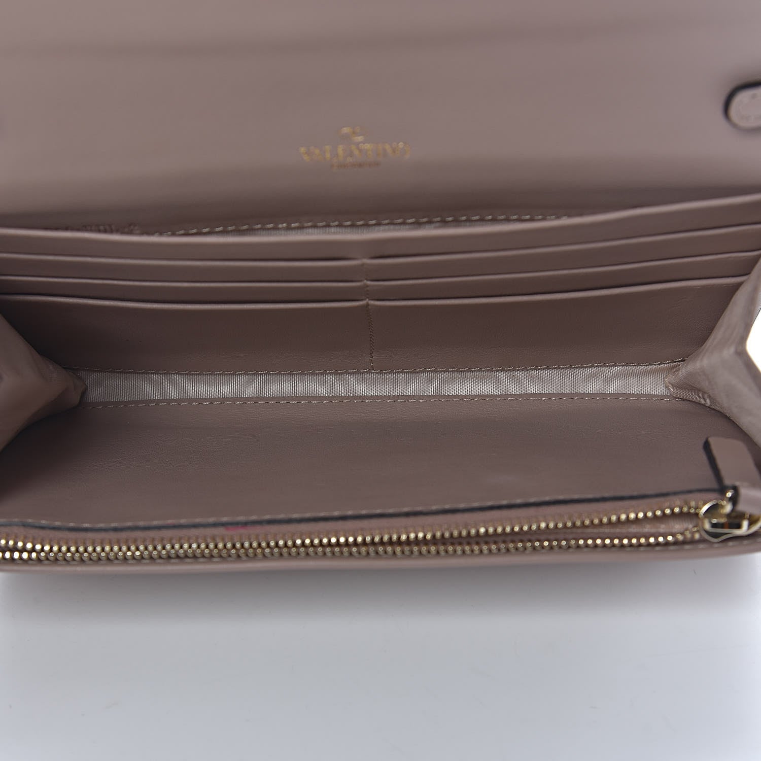 Valentino Garavani Vitello Rockstud Crossbody Wallet on Chain Poudre 5 of 11