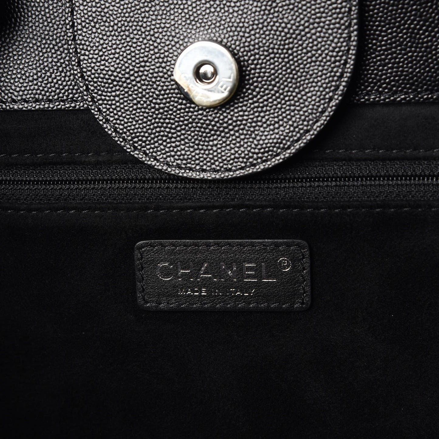 Caviar Medium Studded Deauville Tote Black