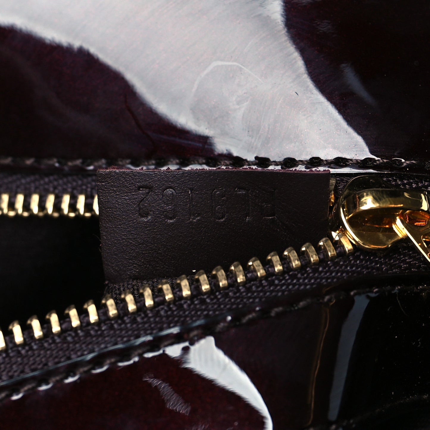 Patent Sobe Clutch Amarante
