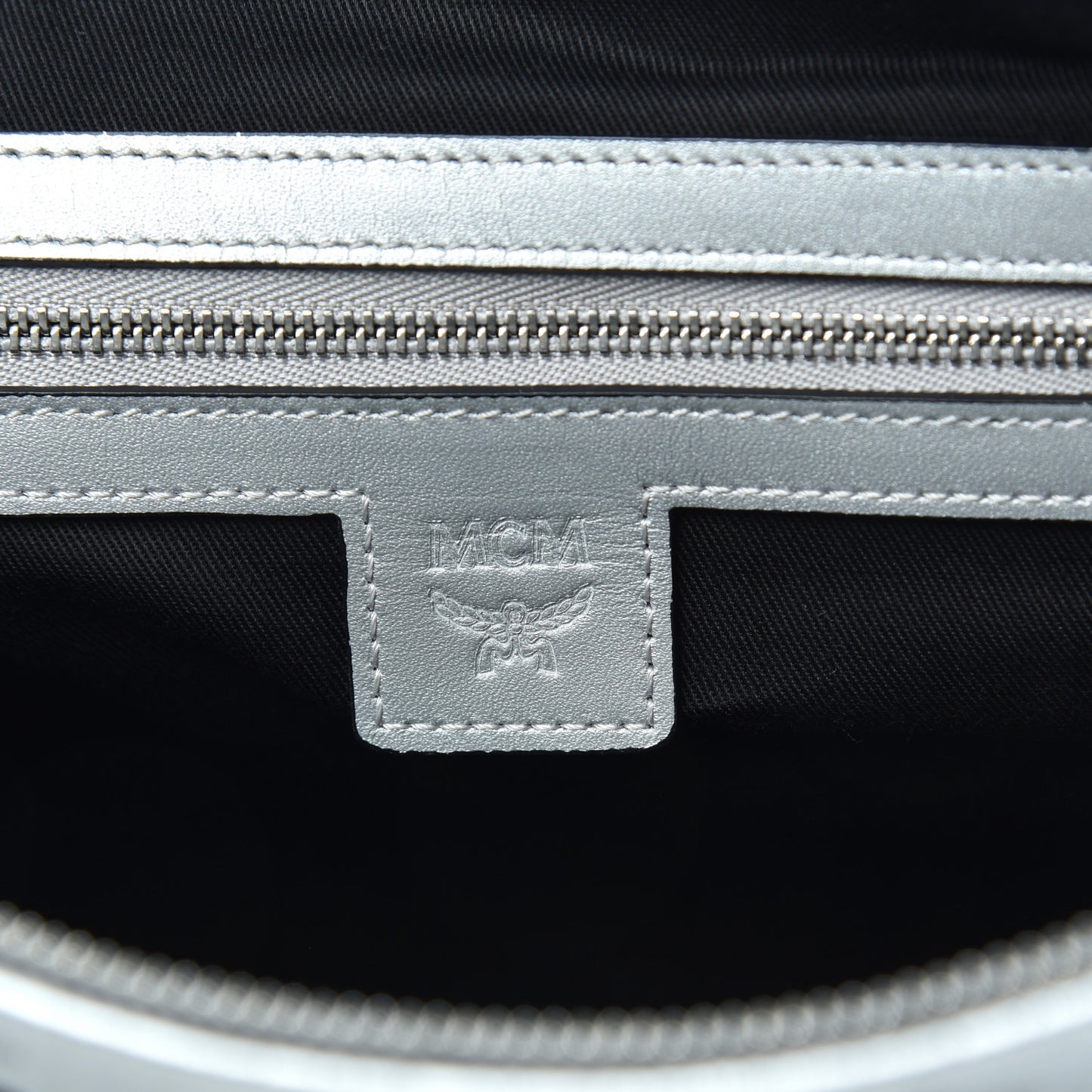 Metallic Visetos Medium Zip Pouch Silver