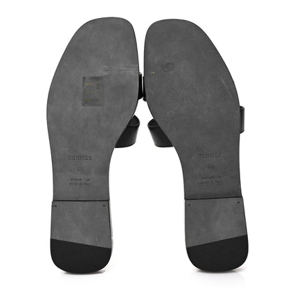 Hermes Calfskin Oran Sandals 40 Black White 6 of 7