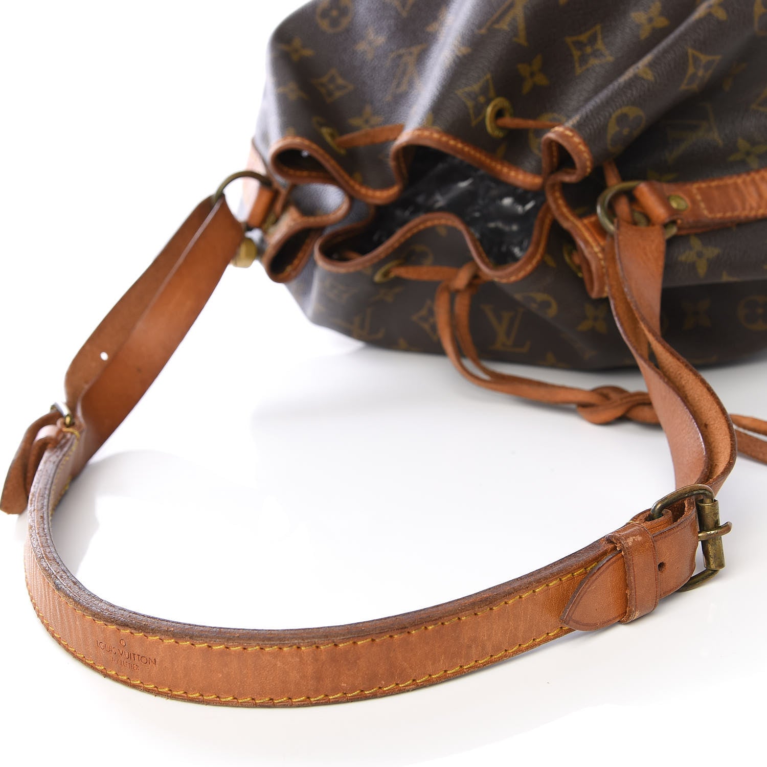 Louis Vuitton Monogram Noe 9 of 10