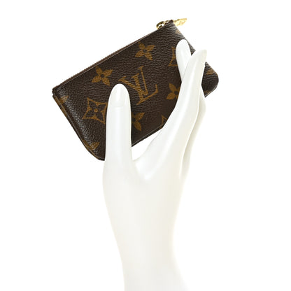 Louis Vuitton Monogram Key Pouch 2 of 6