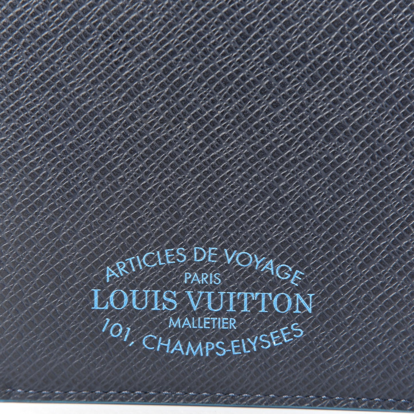 Taiga Articles De Voyage Multiple Wallet Blue Marine