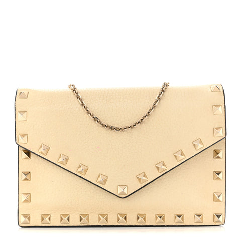 Vitello Rockstud Envelope Wallet on Chain Ivory