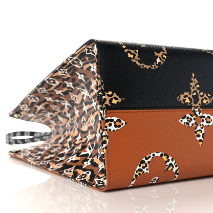 Louis Vuitton Monogram Giant Jungle Onthego GM Black 8 of 9