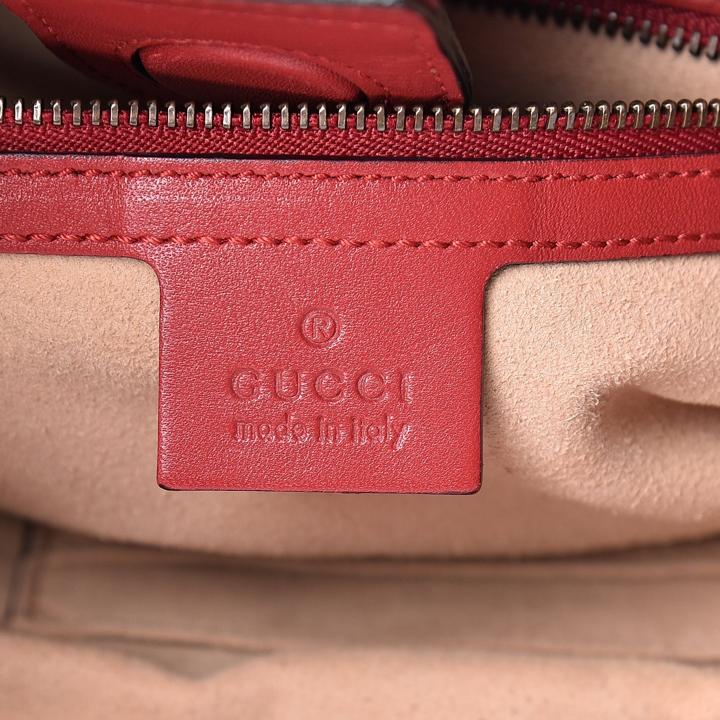 Calfskin Matelasse Medium GG Marmont Shoulder Tote Bag Hibiscus Red