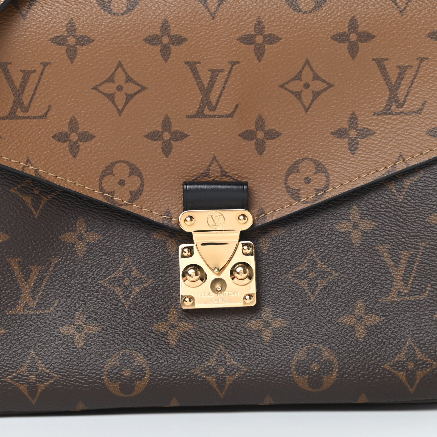 Reverse Monogram Pochette Metis
