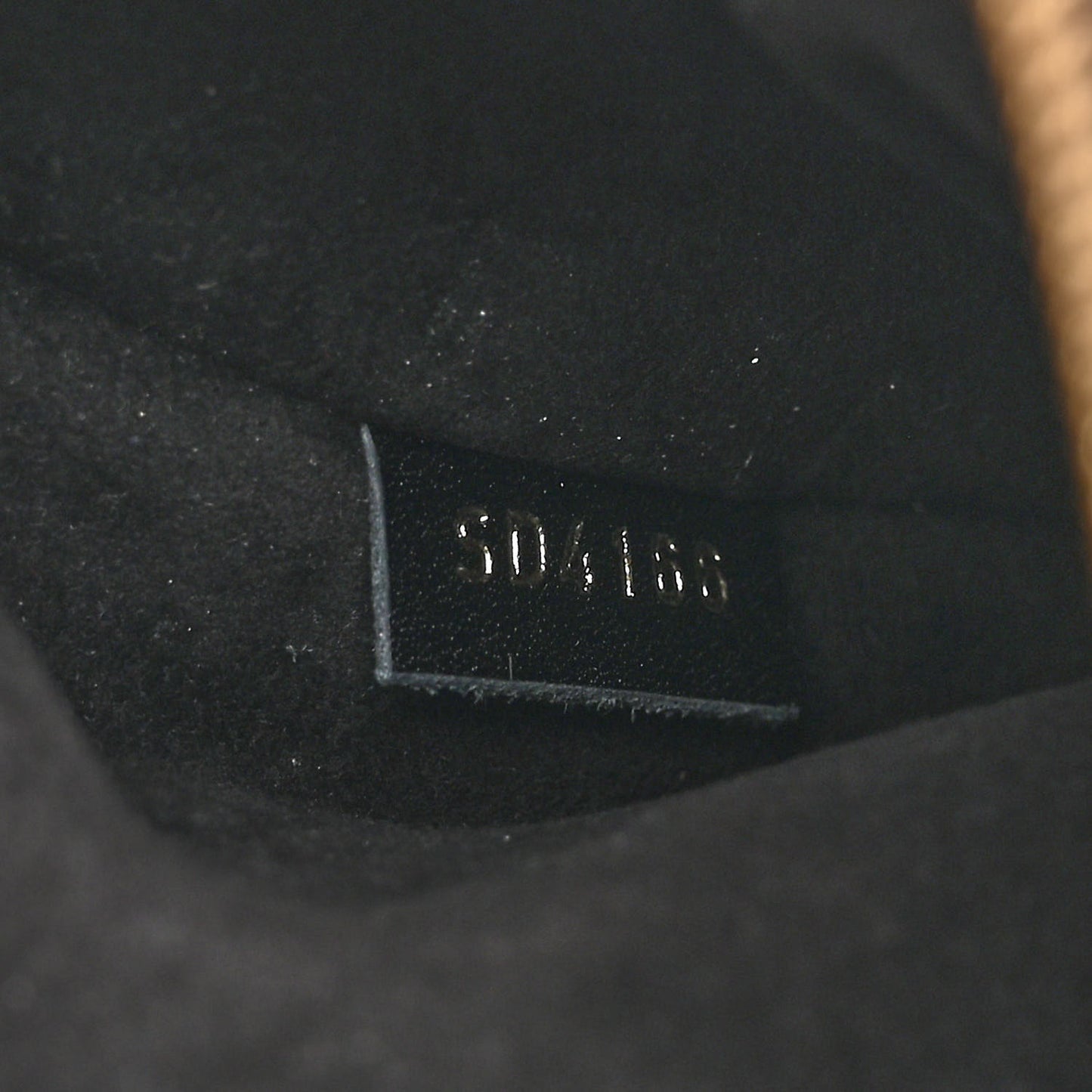 Reverse Monogram Pochette Metis