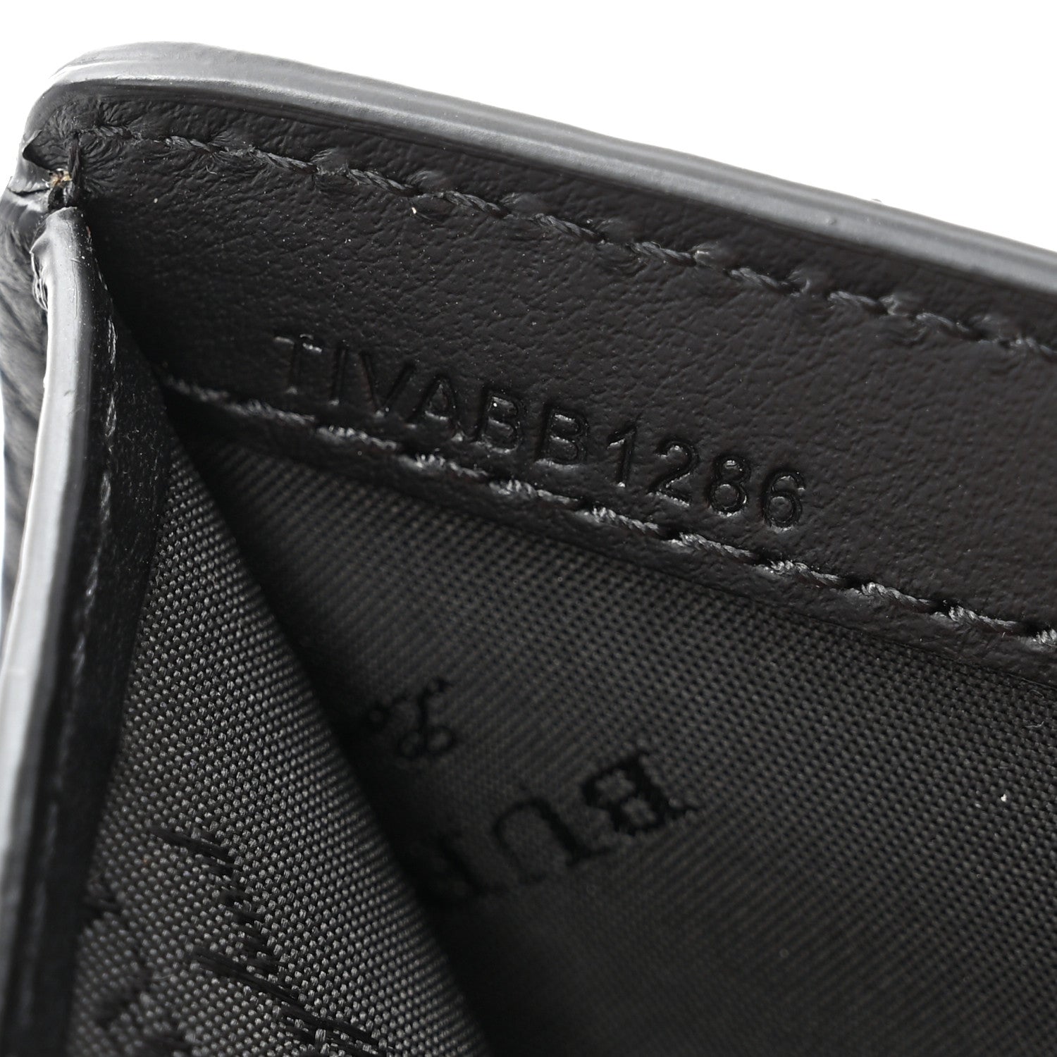 Burberry Soft Grained Calfskin Logo Embossed Lakeside Wallet Black 8 of 9
