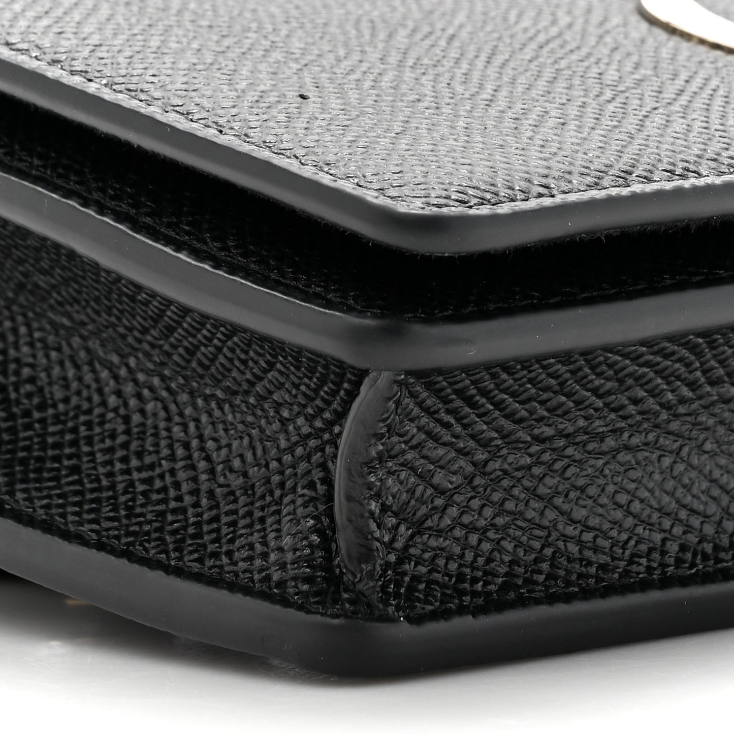 Calfskin 30 Montaigne 2 in 1 Pouch Black