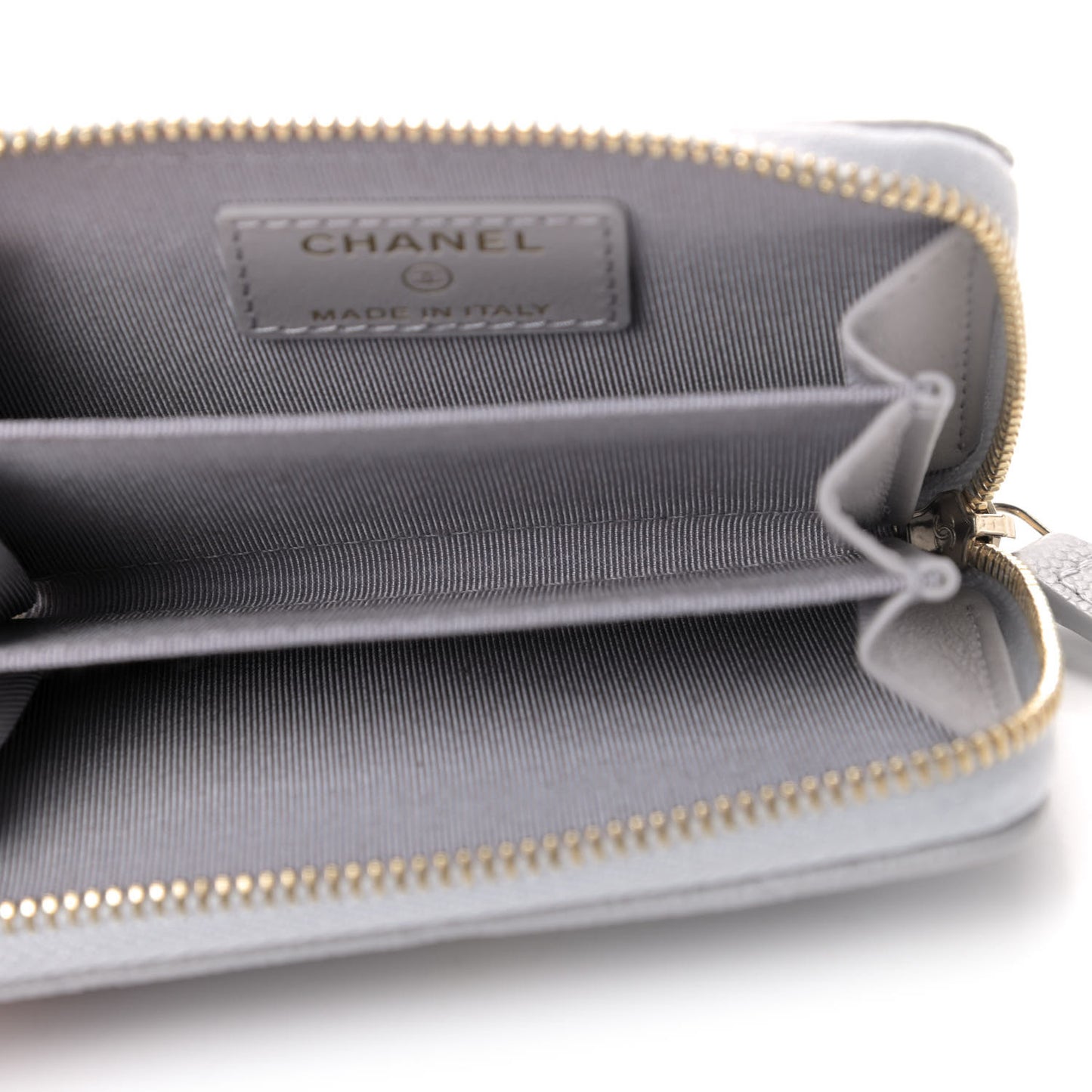 Caviar Quilted Zip Coin Purse Grey