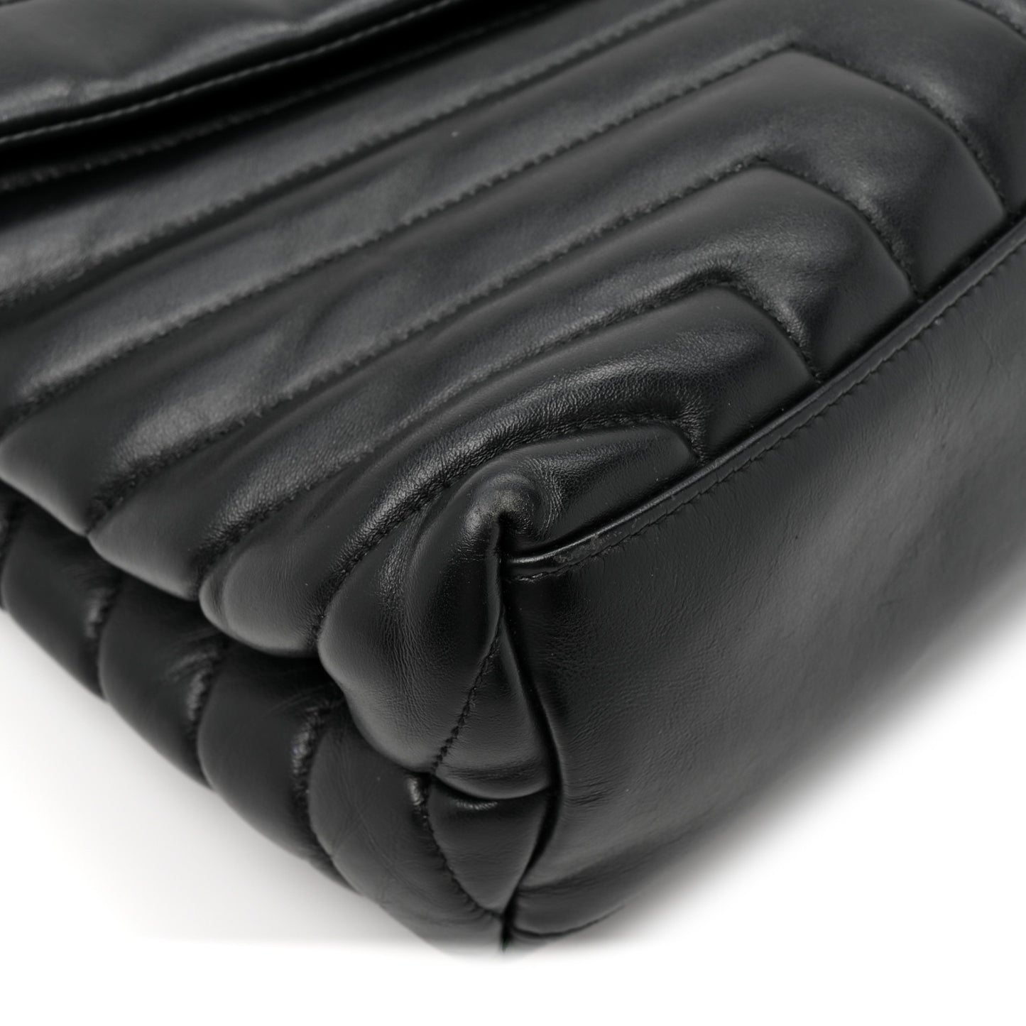 Grain de Poudre Calfskin Y Quilted Monogram Medium Loulou Chain Satchel Black