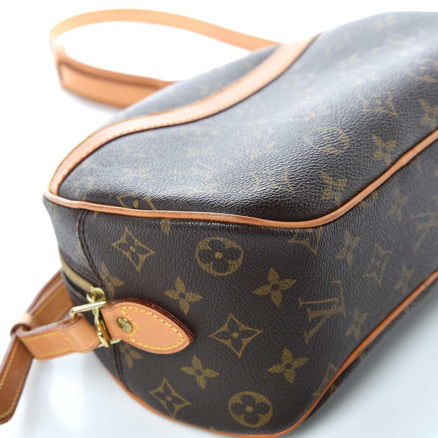 Louis Vuitton Monogram Blois 11 of 13