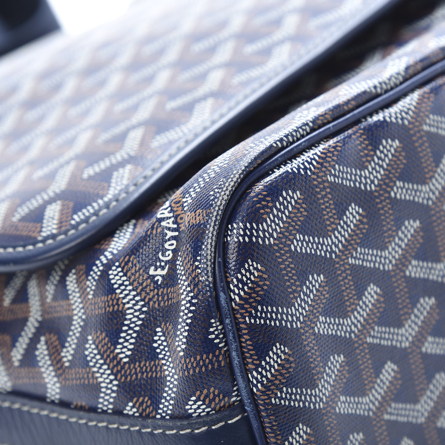 Goyard Goyardine Capetien Messenger Bag Navy 10 of 14