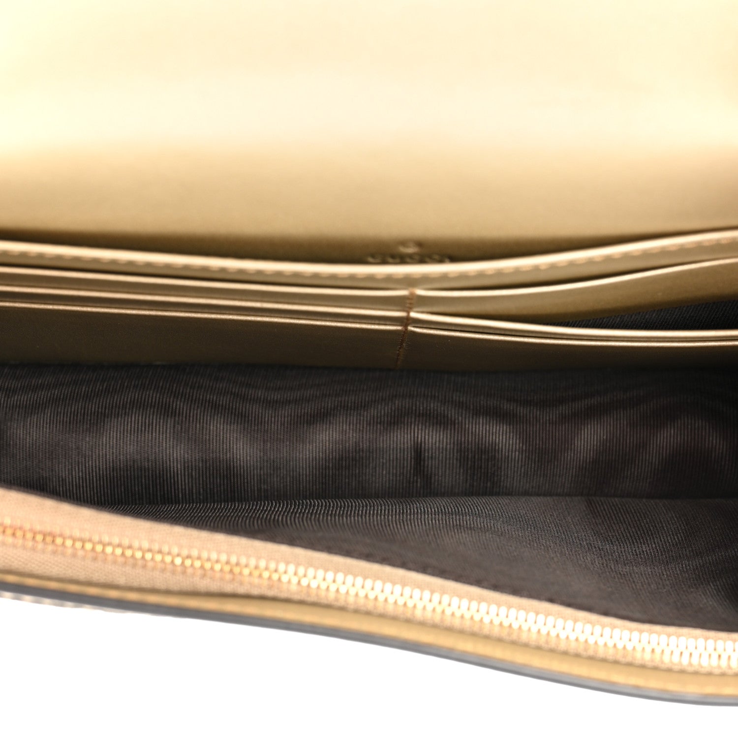 Gucci Metallic Guccissima Signature Bowy Chain Wallet Golden Beige 5 of 14