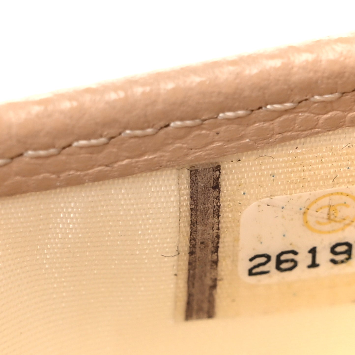 Caviar Quilted Card Holder Beige