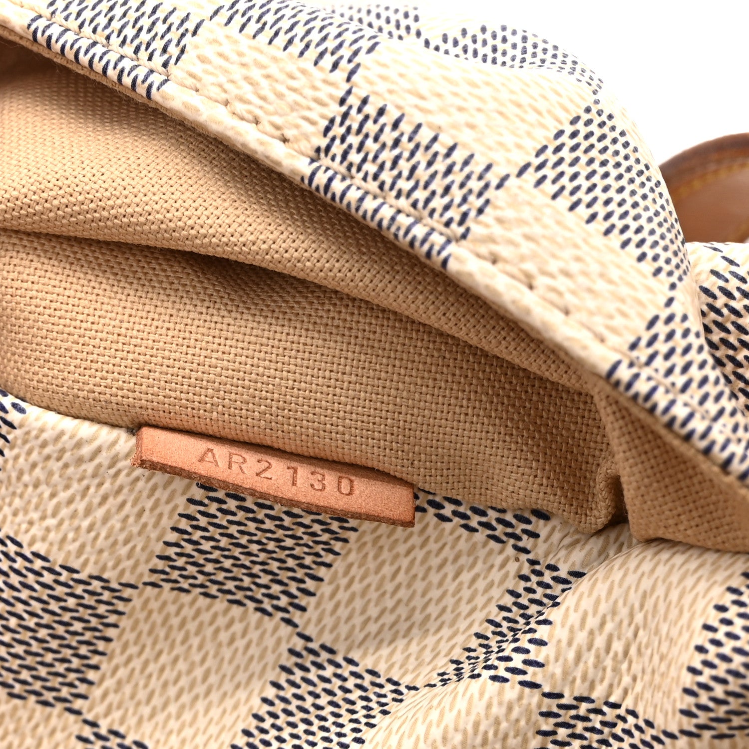 Louis Vuitton Damier Azur Totally MM 7 of 12