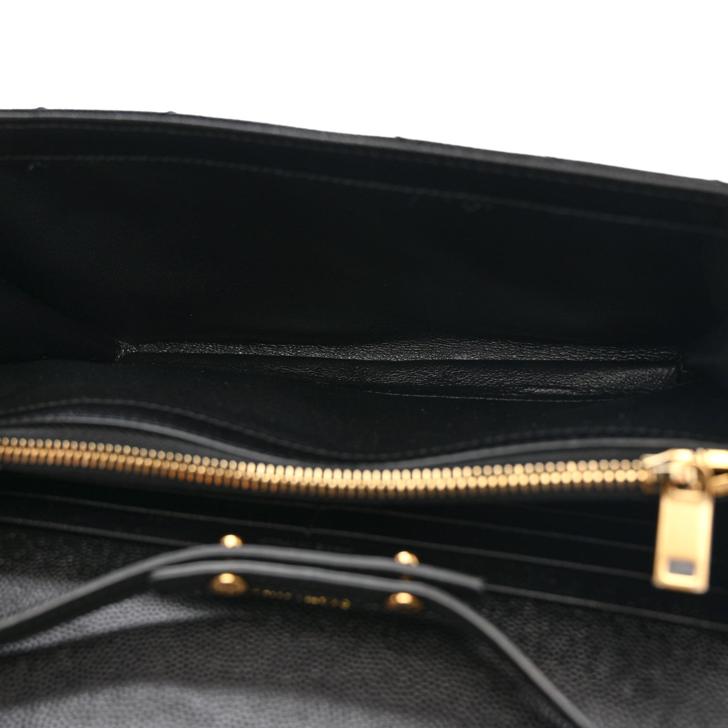 Saint Laurent Grain De Poudre Matelasse Chevron Monogram Chain Wallet Black 5 of 11