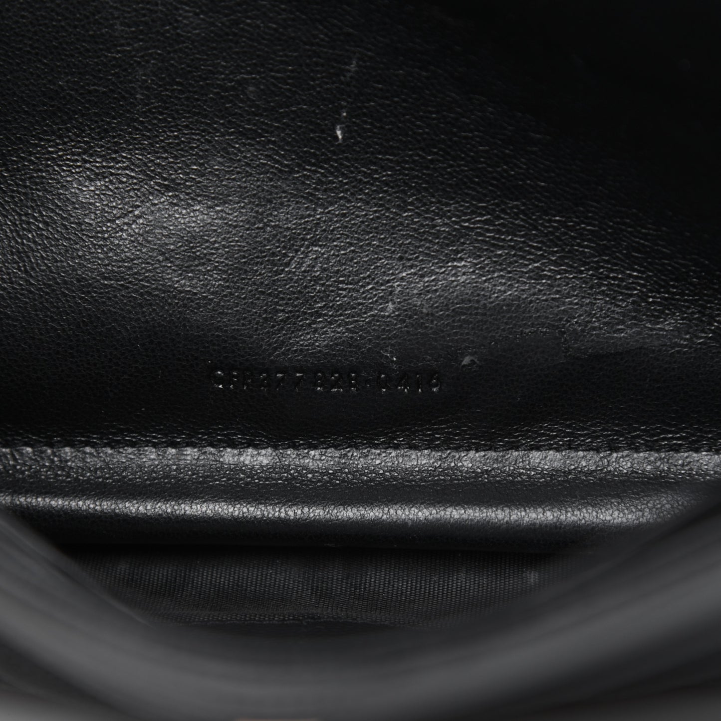 Grain De Poudre Matelasse Chevron Monogram Chain Wallet Black