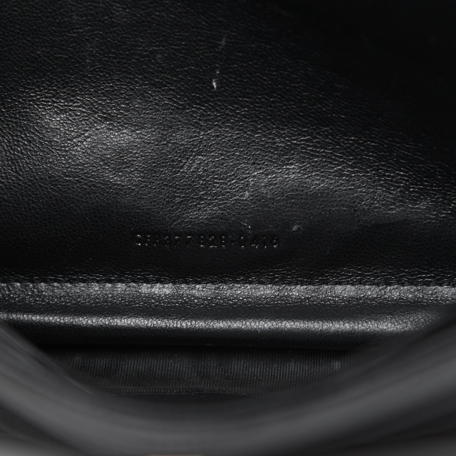 Saint Laurent Grain De Poudre Matelasse Chevron Monogram Chain Wallet Black 10 of 19