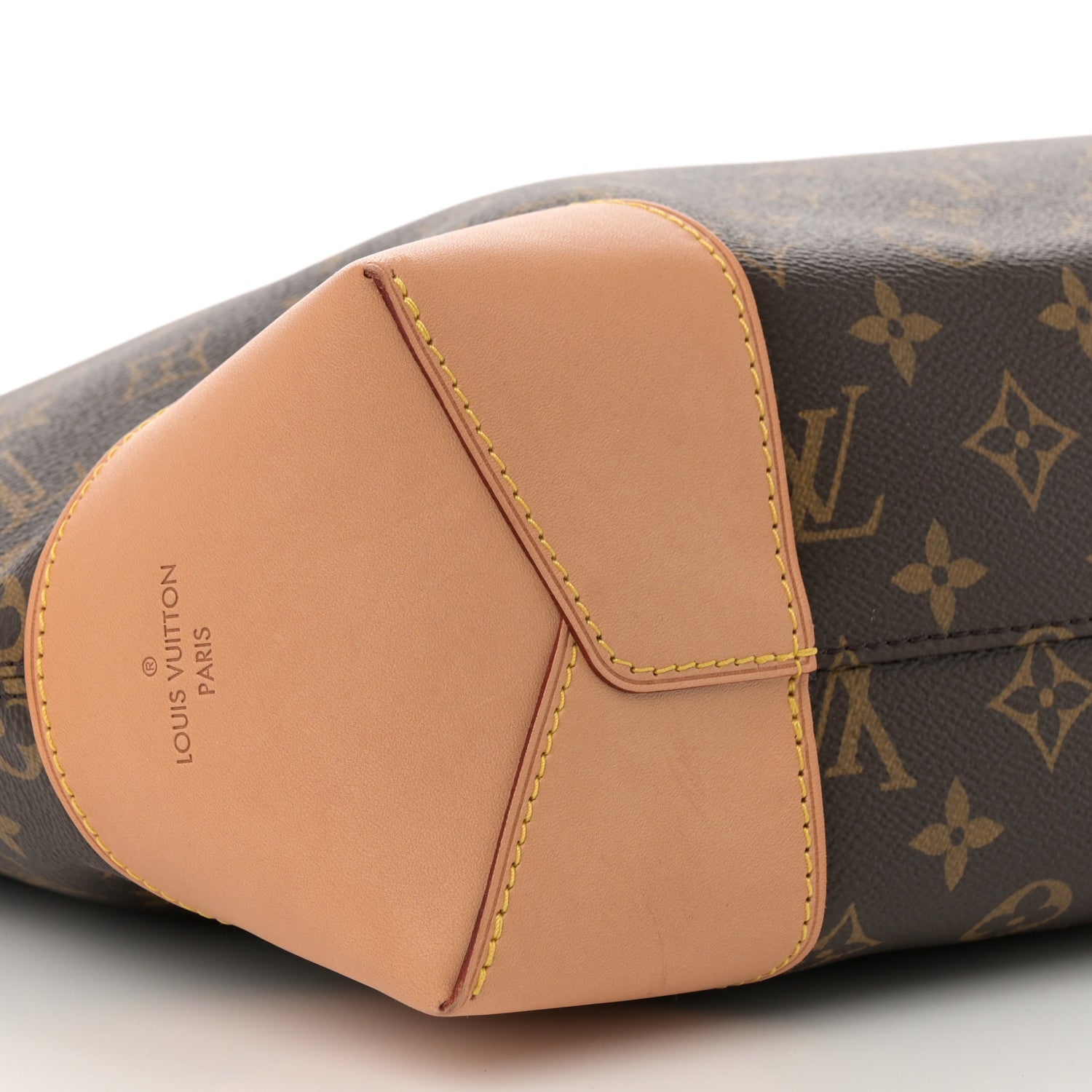 Louis Vuitton Monogram Berri MM 9 of 11